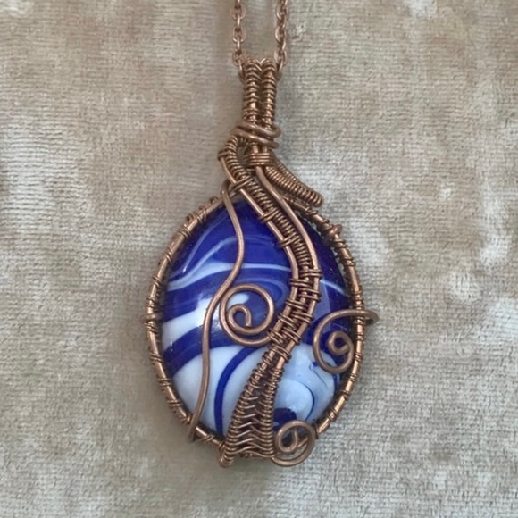 New! Hand Crafted Blue & White Botswana Copper Wrapped Pendant & Necklace - Picture 2 of 8